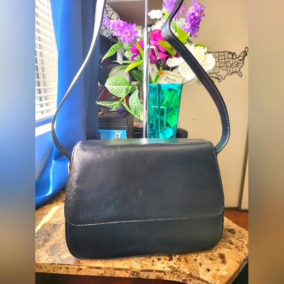 Valentino Garavani Black Leather Crossbody Bag - Picture 1 of 8